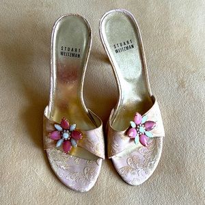 Stuart Weitzman 7 M